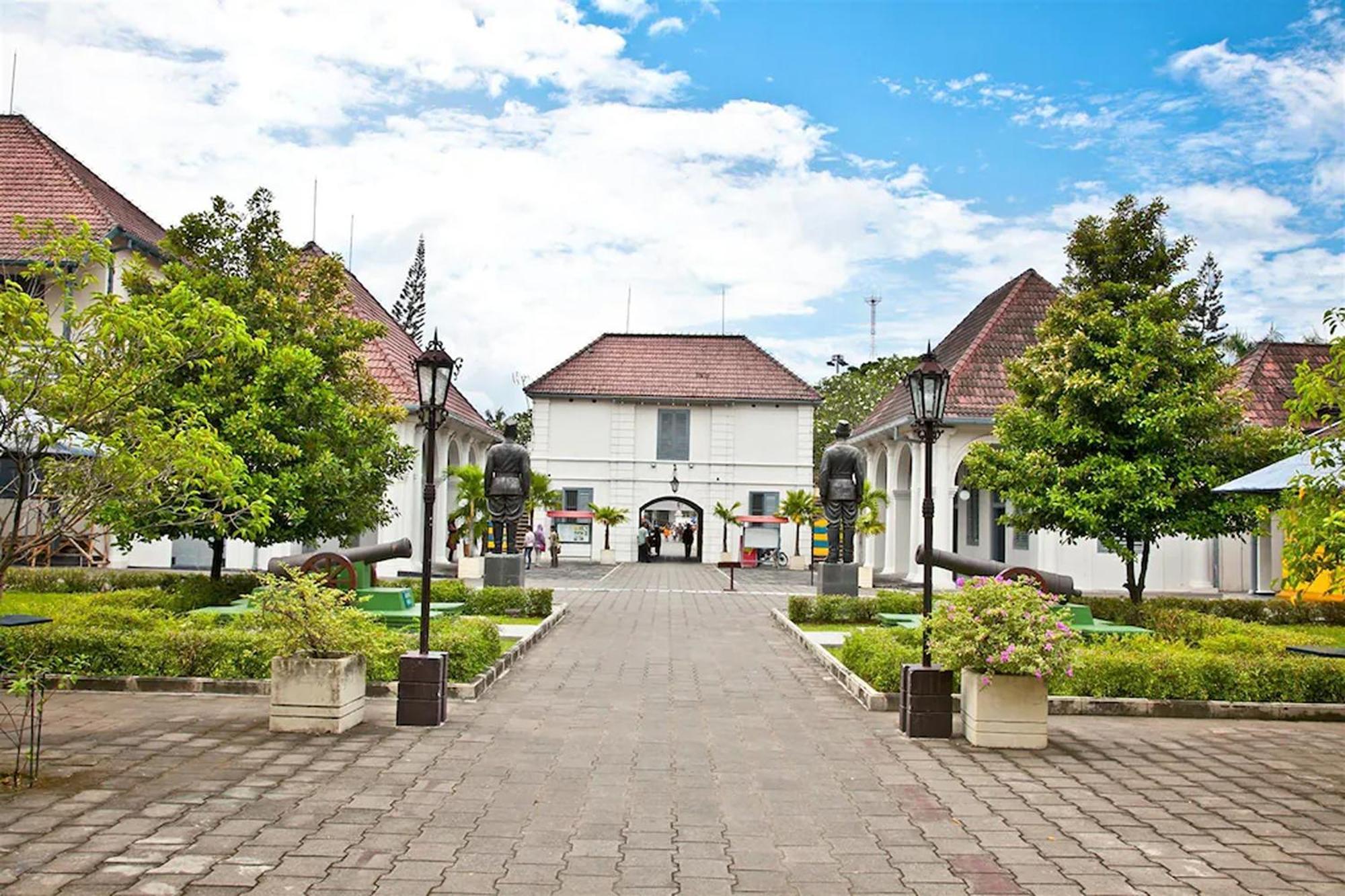 Monica Hotel Yogyakarta Luaran gambar